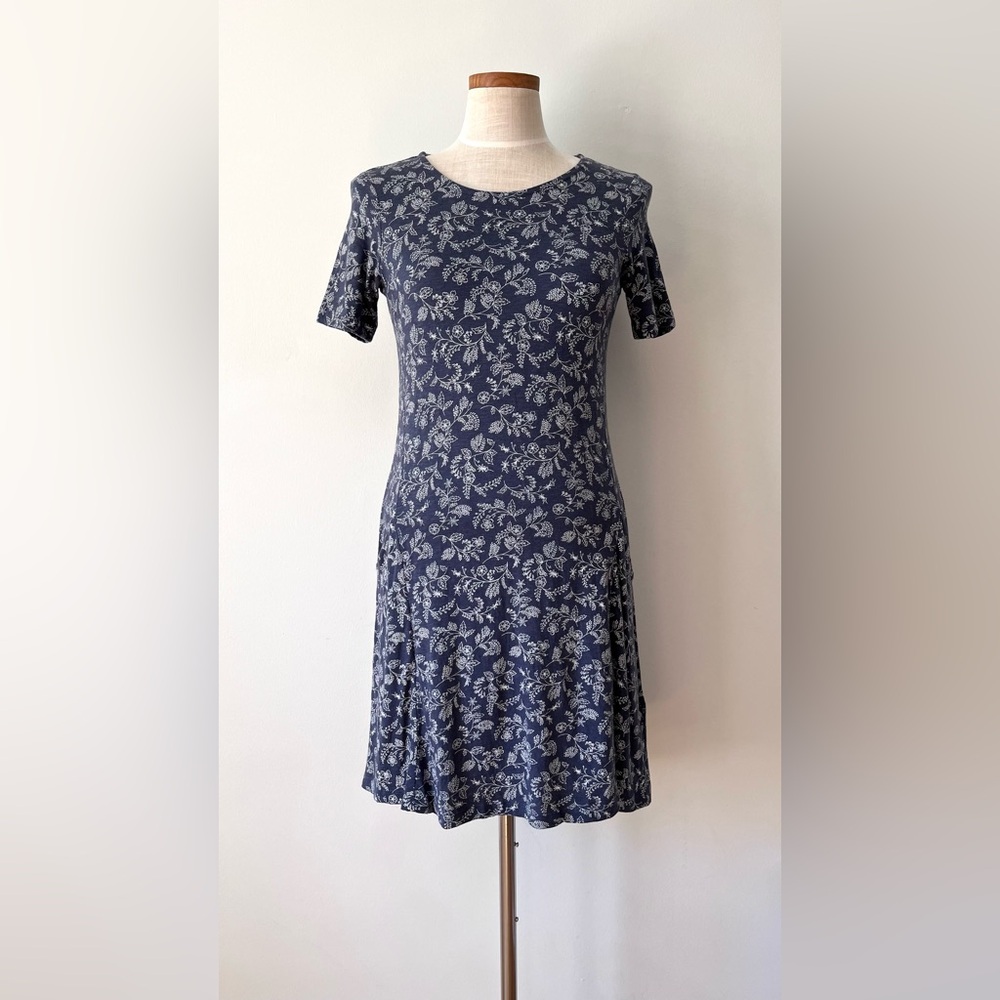 Fat Face Blue Floral Short Sleeve Crew Neck Midi Dress w/ Pockets Size S